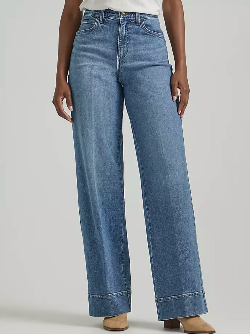 Lee Women’s Light Wash Relaxed Trouser Jeans